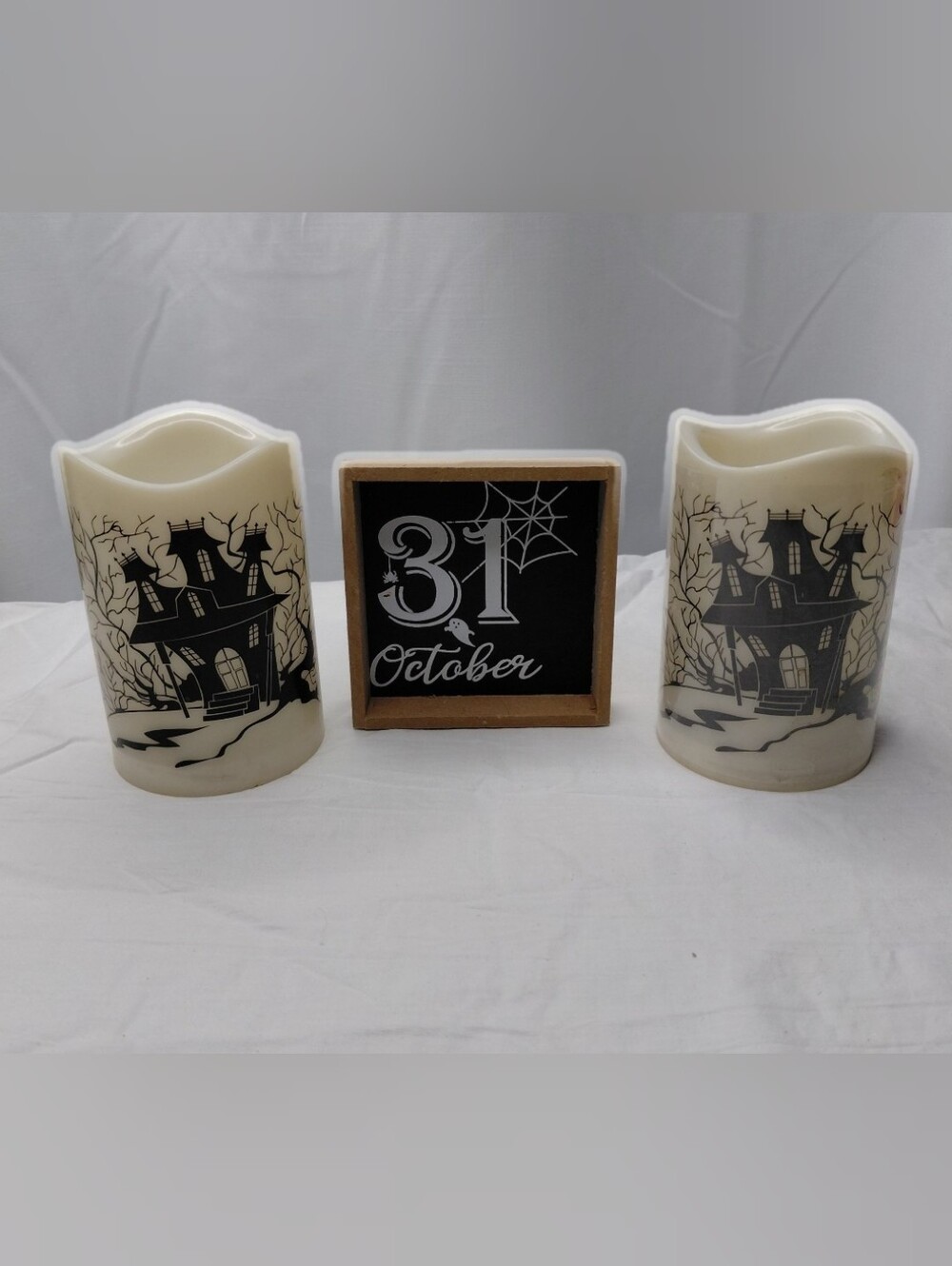 LED Flameless Halloween Candle Pair And Shadow Bic Decor